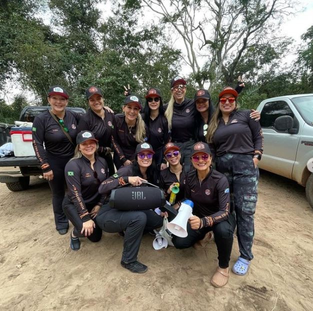 Amigas de MS criam grupo de pescaria e fazem sucesso na redes sociais