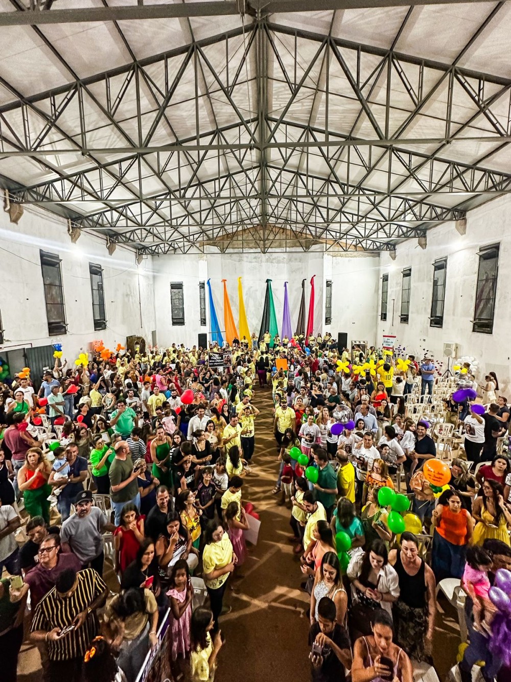 Acampamento reúne cerca de 300 jovens na Paróquia Imaculado Coração de Maria