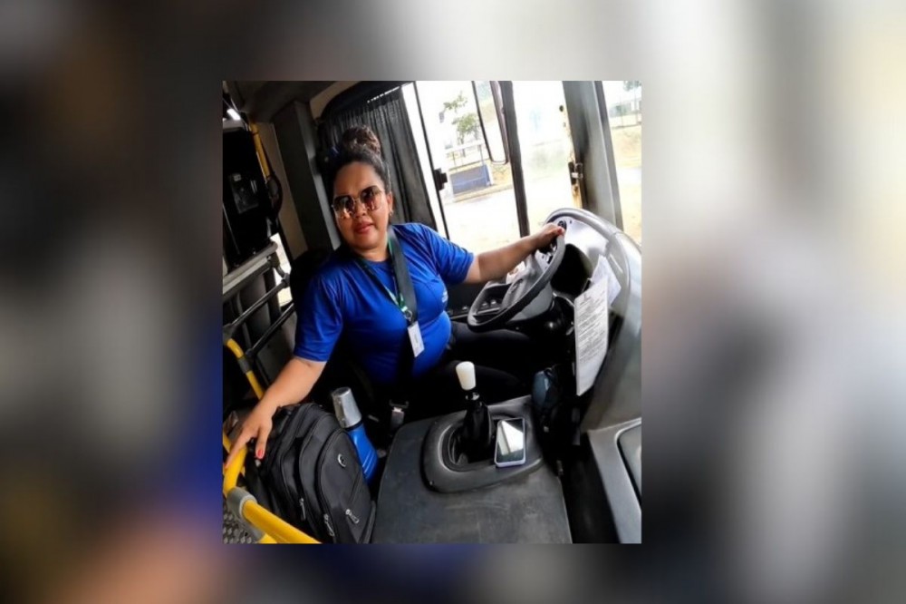Vídeo emocionante de filho homenageando mãe motorista em MS viraliza nas redes sociais