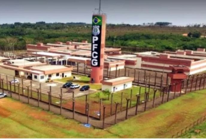 Após fuga de detentos, dois são transferidos para Presídio Federal de MS em operação sigilosa