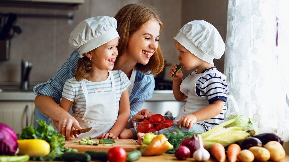 Nutrição Infantil: comer de tudo pode ser saudável e divertido