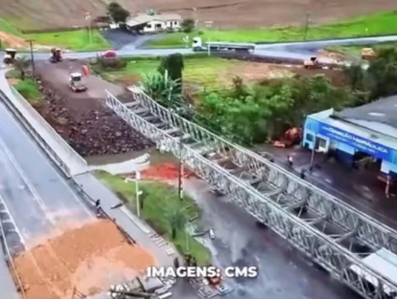 Comboio Militar parte de MS rumo ao RS com ponte gigante de 80 toneladas