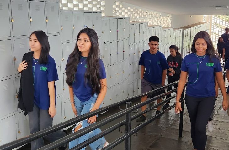 Mais de 190 mil estudantes da Rede Estadual retornam às aulas nesta segunda-feira