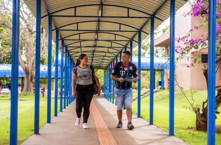 Governo convoca 200 estudantes para bolsa mensal e prazo de adesão termina nesta terça-feira