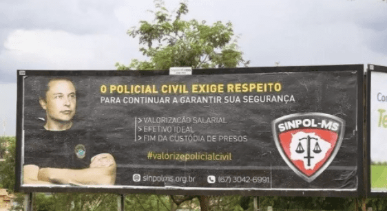 Bilionário que comprou Twitter já apareceu fardado de 'policial civil' em MS