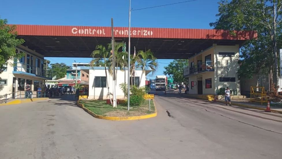 Bolívia investiga primeiro caso suspeito de varíola de macacos e deixa fronteira de MS em alerta