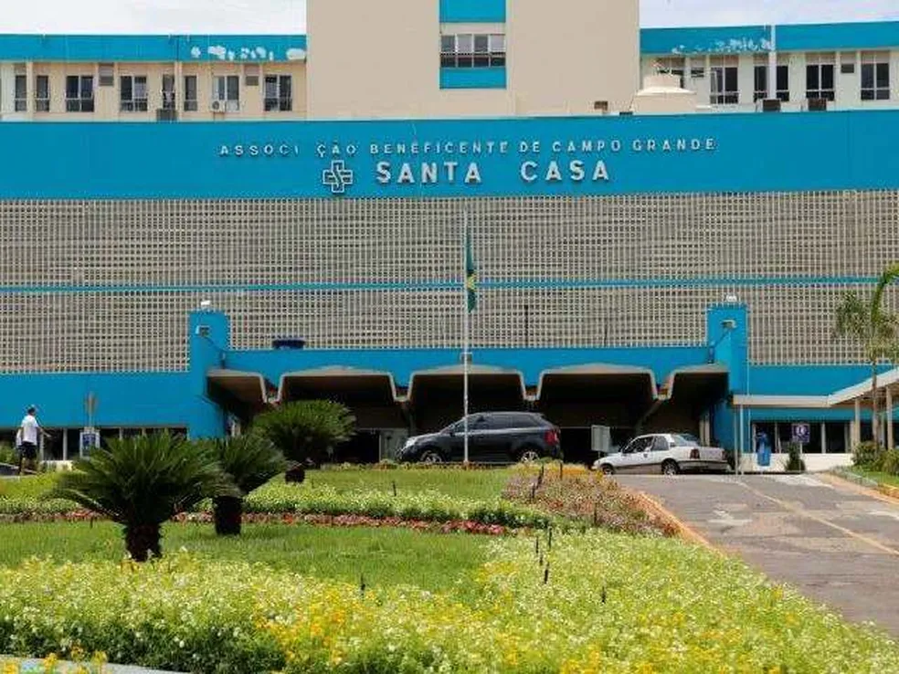 Funcionários da Santa Casa aprovam paralisação por atraso salarial em Campo Grande