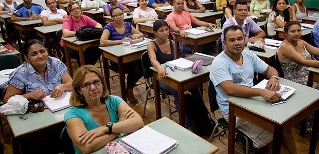Prefeitura abre inscrições para EJA e oferece chance de concluir o ensino fundamental em Campo Grande