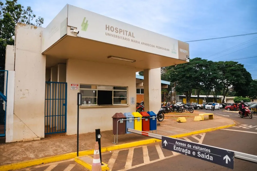 Hospital Universitário de Campo Grande realiza ação para alertar sobre doença que atinge 1 em cada 10 pessoas