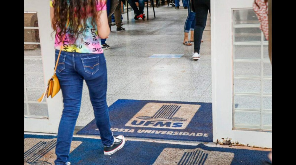 Volta às aulas 2022 : veja as datas de retorno presencial das universidades públicas na Capital