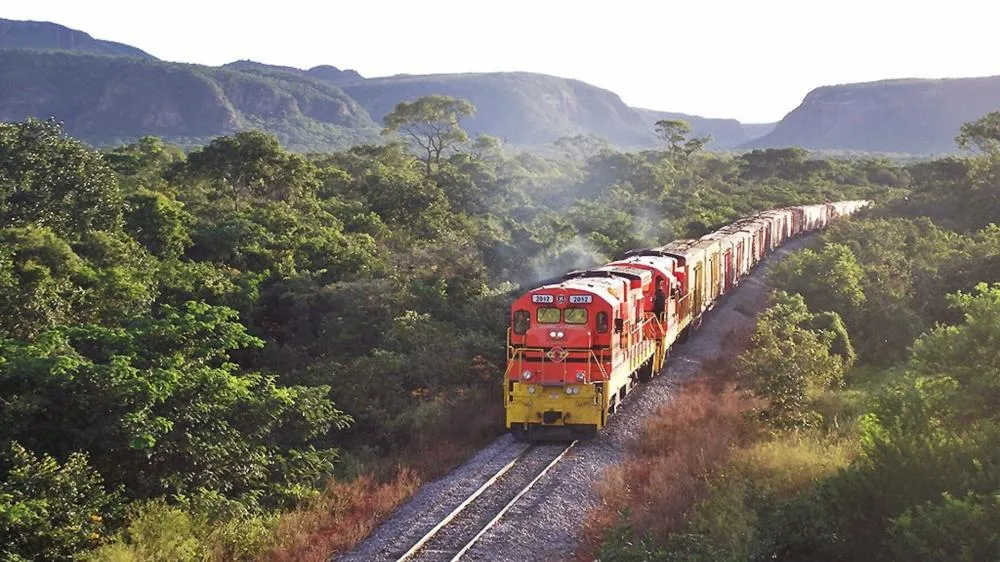 MS espera ferrovia de R$ 89 bilhões enquanto caminhões seguem carregando produção nas estradas