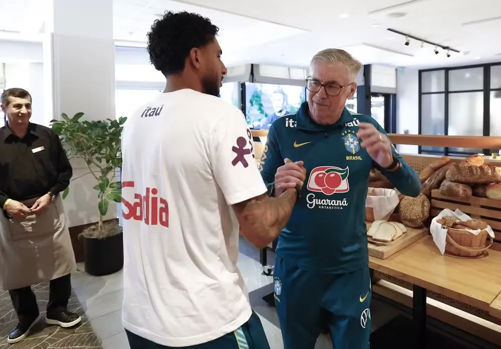 Campo-grandense Ederson chega aos EUA e fala pela primeira vez após convocação para a Copa