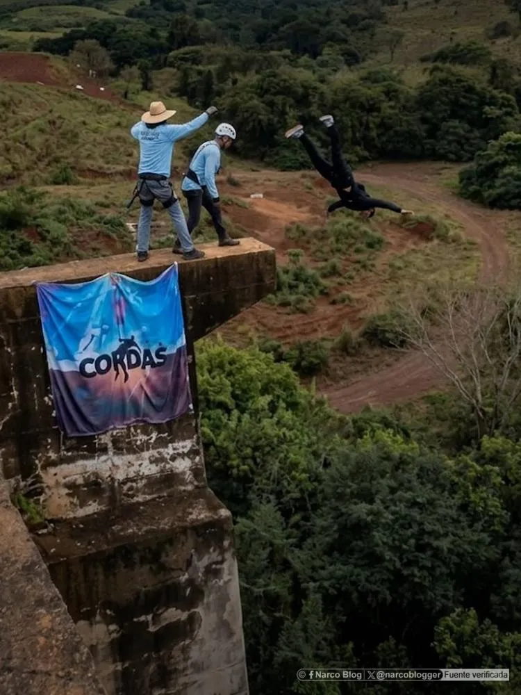 Momento registrado antes da tragédia mostra jovem sendo lançada da Ponte do Esqueleto durante atividade de rope jump em Limeira (SP); segundos depois, testemunhas perceberam que a corda de segurança não estava conectada