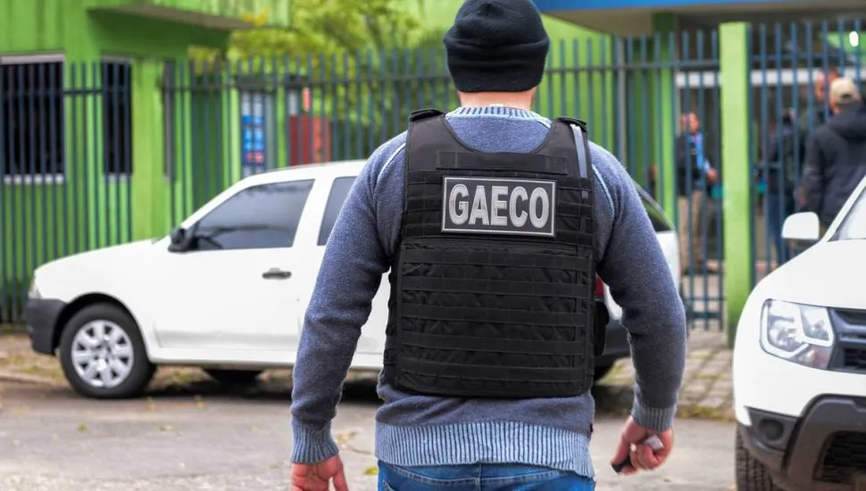 Operação Panóptico mobilizou cerca de mil agentes em quatro estados e cumpriu 559 mandados contra organização criminosa investigada por atuar a partir de unidades prisionais - Foto: Henry Milleo