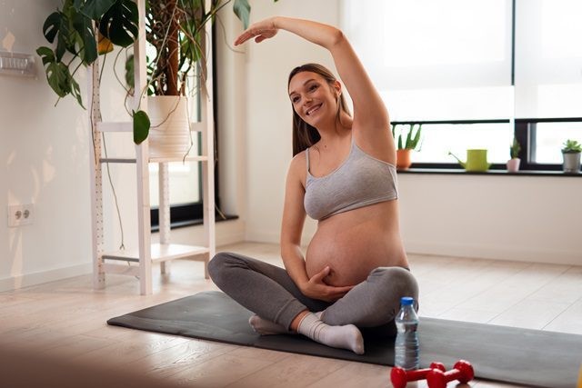 Exercícios físicos na gestação garantem muitos benefícios para a mãe e o bebê
