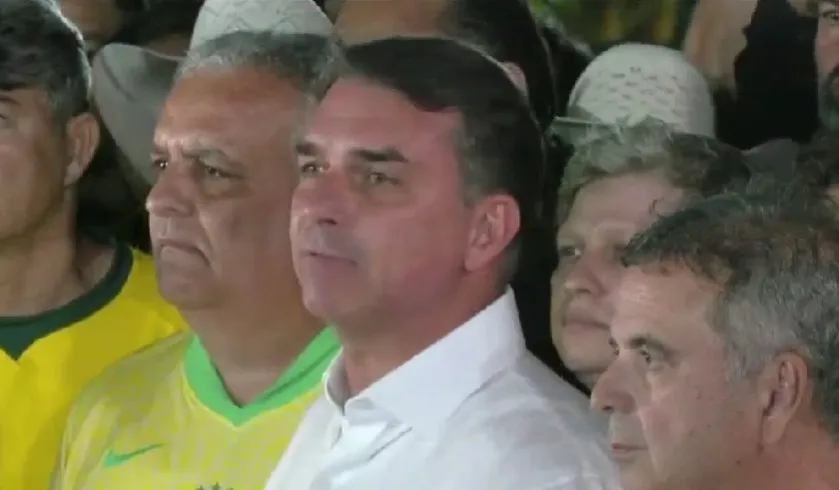 Flávio não reconhece derrota e diz que vai pedir anulação da eleição
