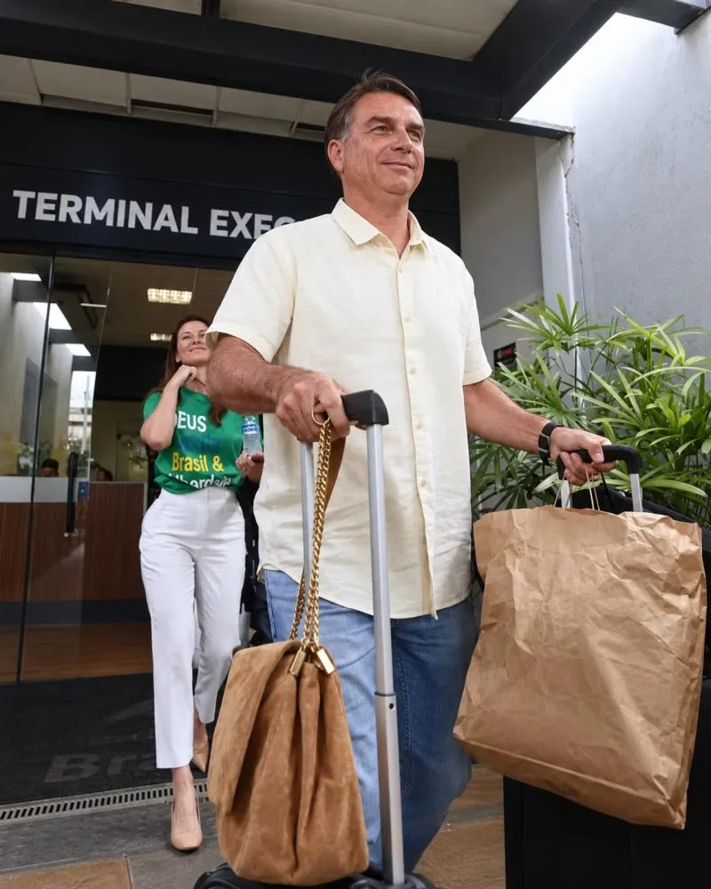 Argentina confirma que Flávio Bolsonaro cruzou a fronteira na terça à noite