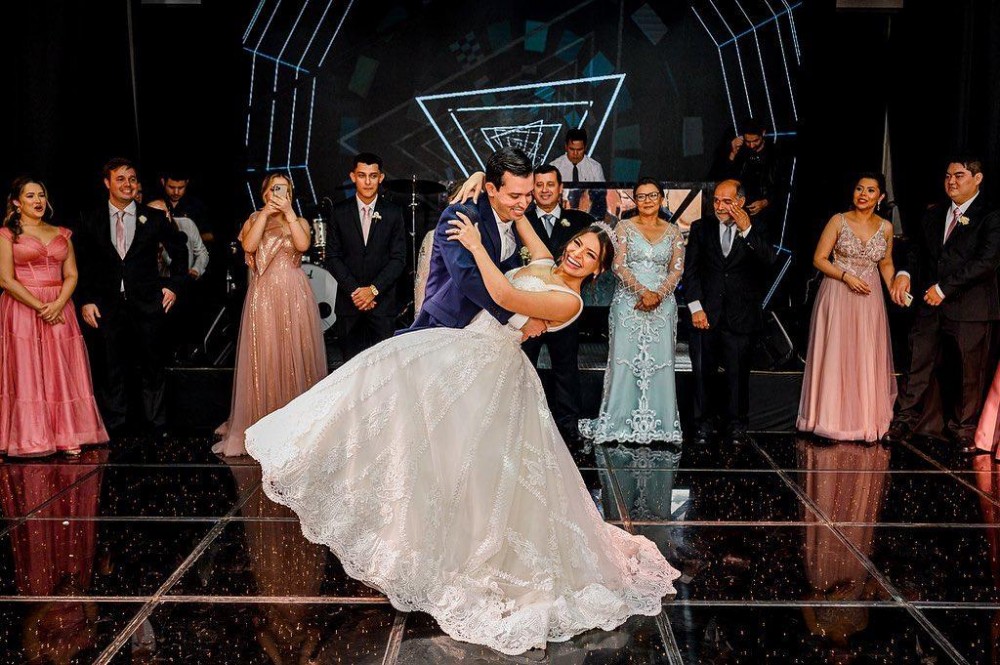 Com método prático, coreógrafo garante que mesmo casais sem experiência podem arrasar na dança de casamento