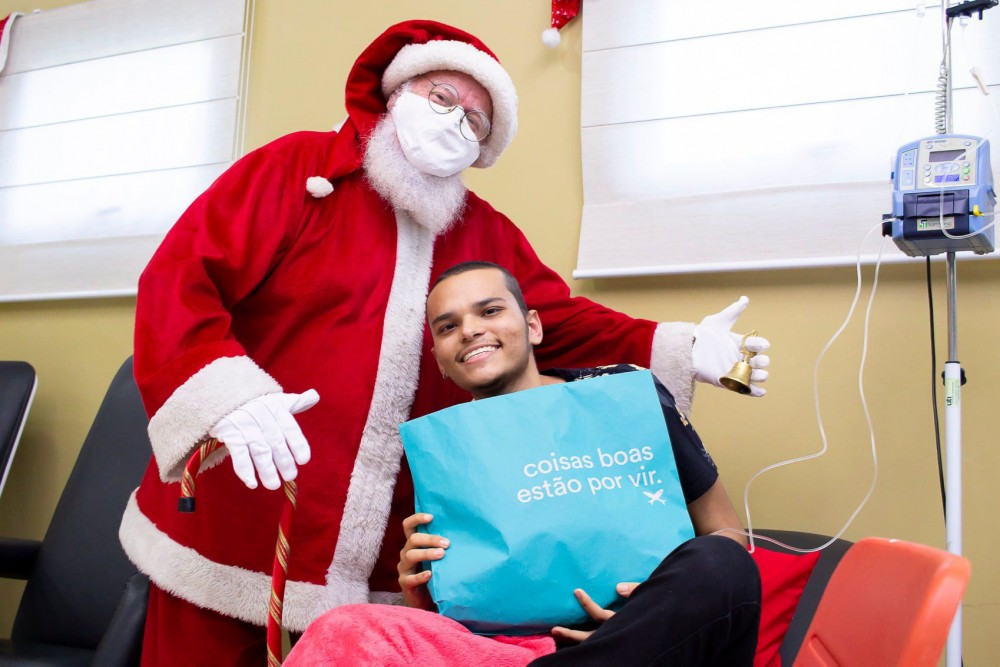 AACC/MS promove campanha de Natal para quem quer presentear crianças e adolescentes em tratamento contra o câncer