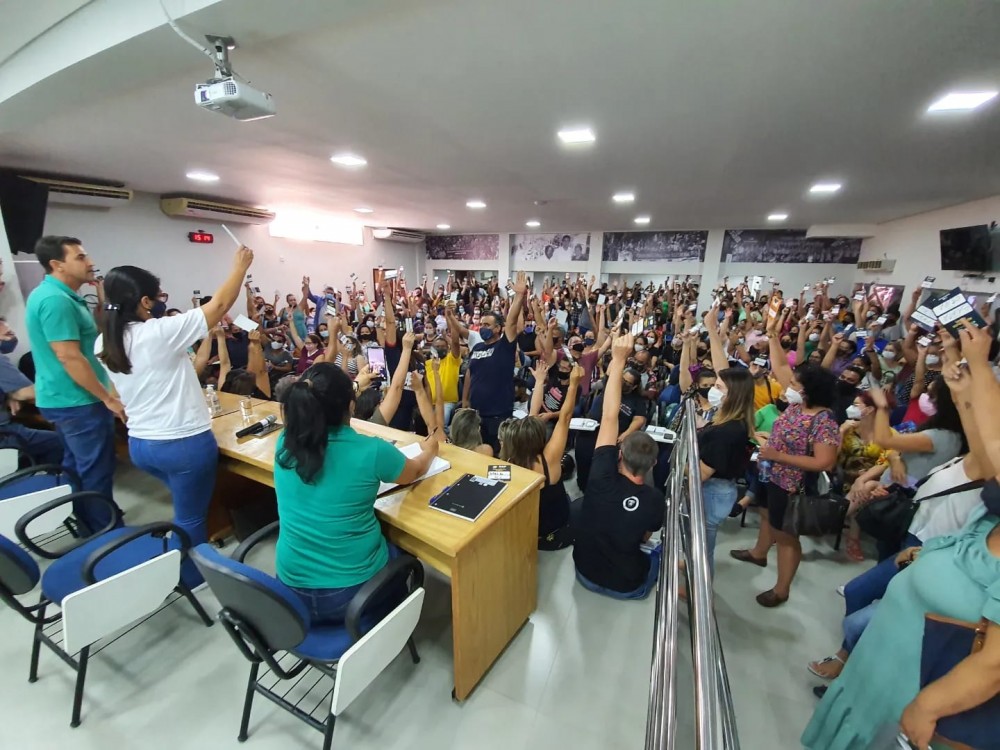 Sindicato dos professores rejeita proposta de reajuste salarial da prefeitura da Capital