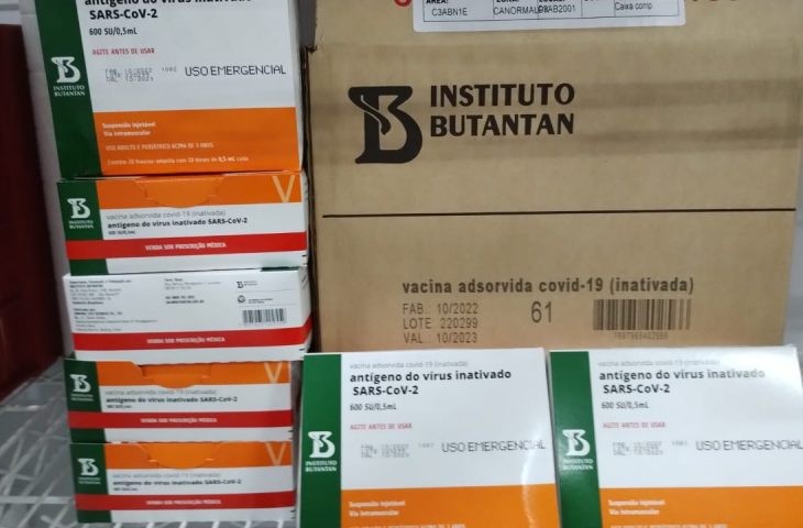MS recebe 6,5 mil doses de Coronavac para crianças de 3 a 11 anos de idade