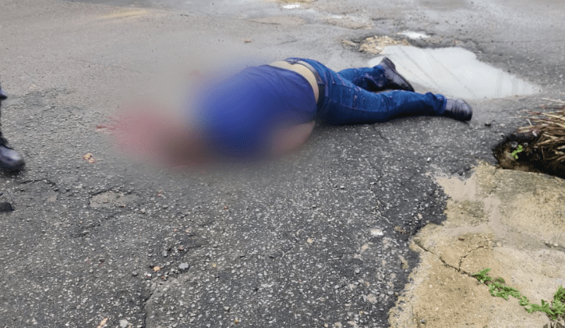 VÍDEO: Segurança morre após ser baleado na cabeça em troca de tiros com assaltantes