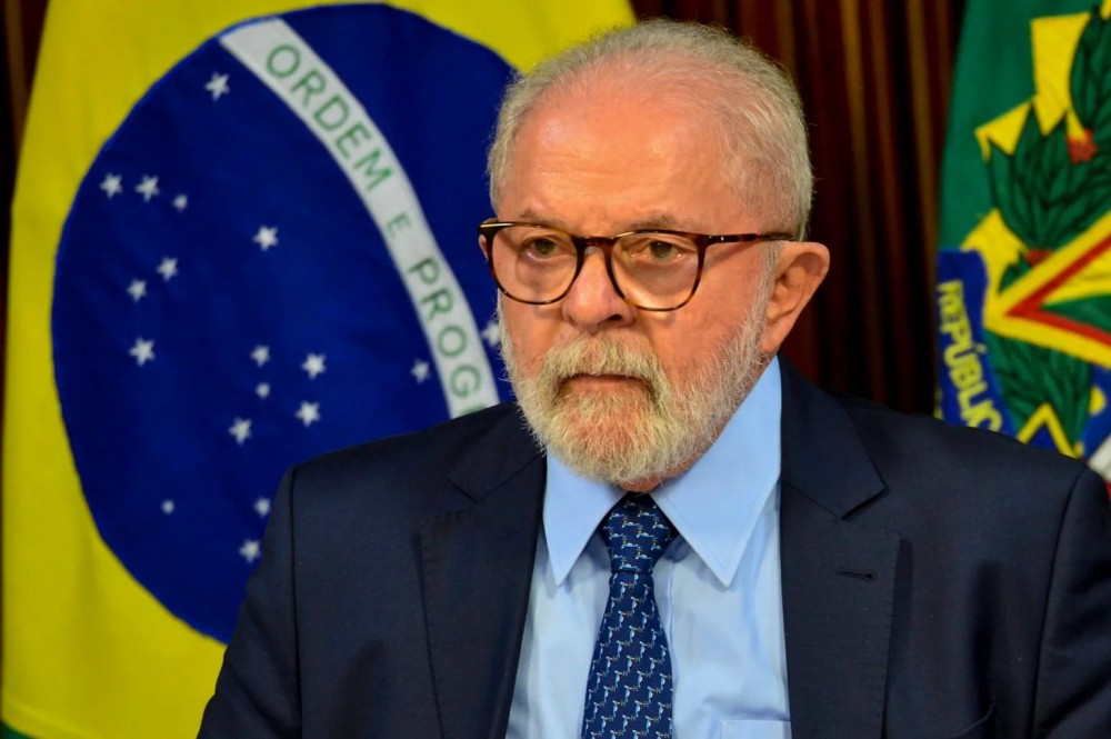 Lula fará viagem à China sem comitiva oficial, mas com presença garantida de congressistas