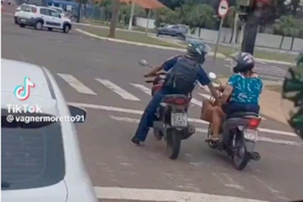 Vídeo viraliza após motoristas trocarem ‘carícias’ no trânsito da Capital