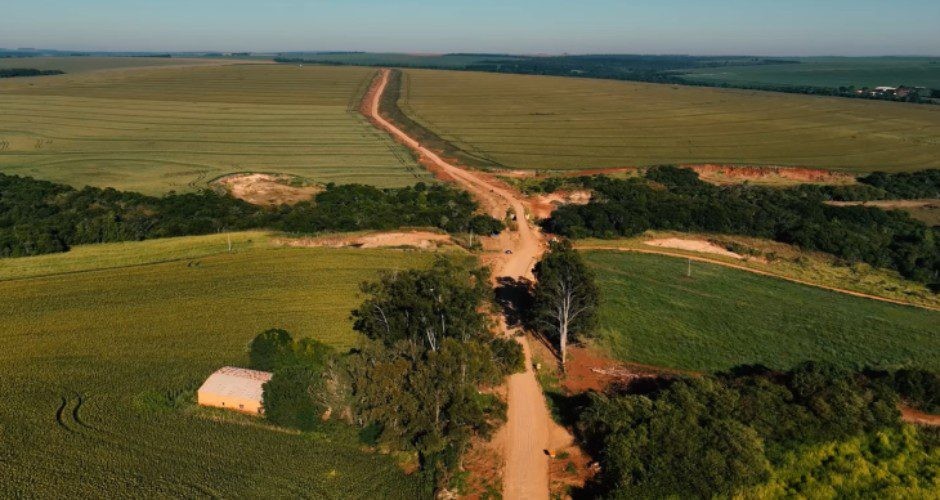 Pavimentação da MS-245 fortalece integração de três municípios do Estado