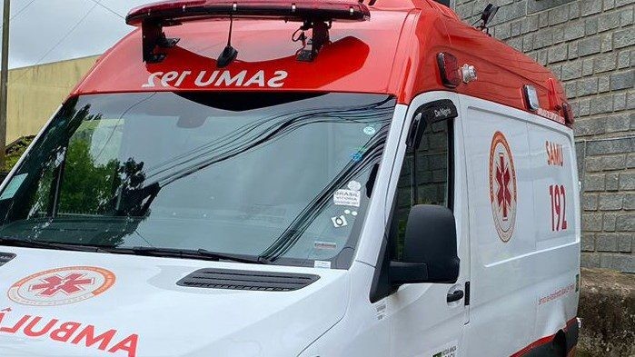 Gestante de 15 anos perde bebê durante parto em ambulância de Campo Grande