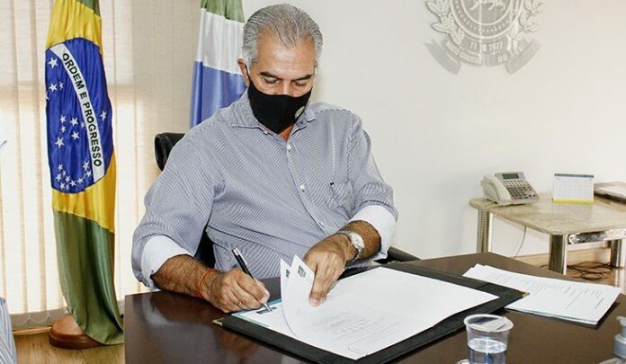 Governador assina atos de valorização e proteção às mulheres nesta terça-feira